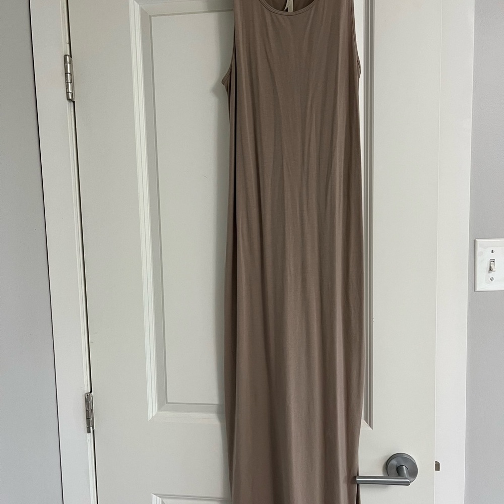 Babaton Sleeveless Taupe Midi Dress with slit
